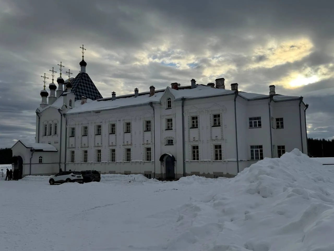 Литургия в храме Казанской Божией Матери