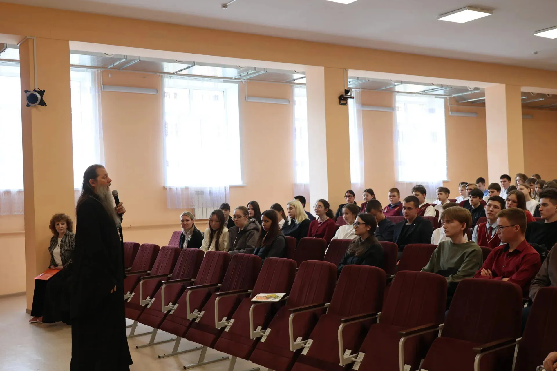 Посещение Волжской епархии