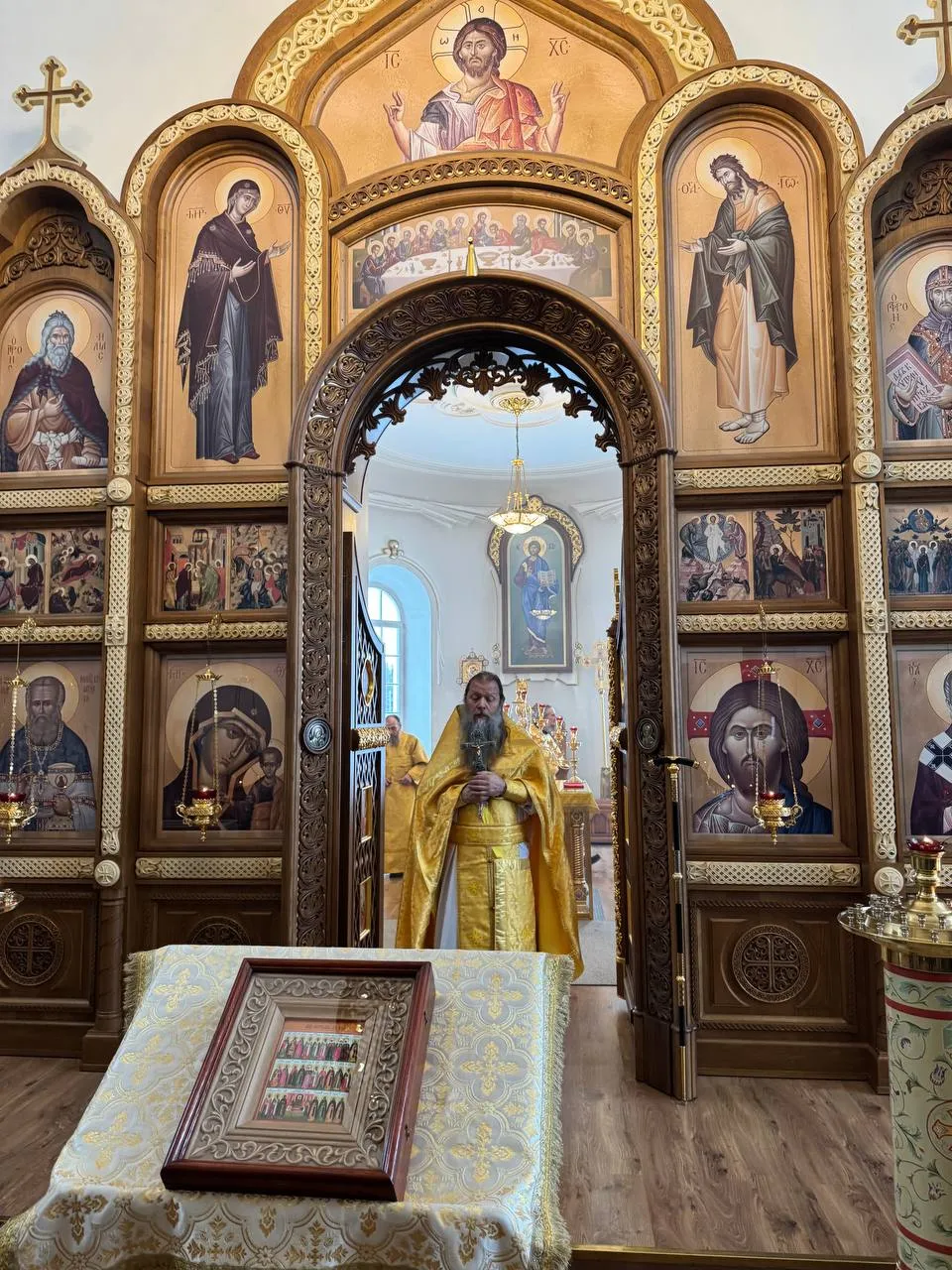 Литургия в храме Казанской Божией Матери