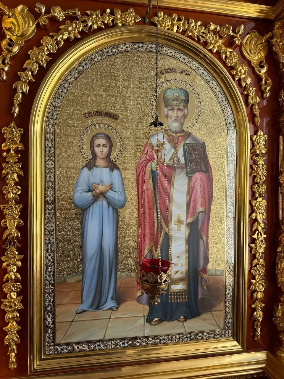 Храм святого праведного отрока Артемия в Веркольском монастыре